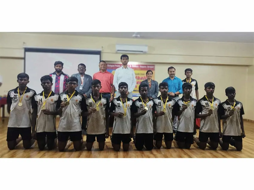 South zone under 17 handball winners held at Solapur and has been selected for Nationals.